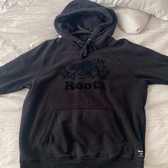 COPY - Roots hoodie - Picture 1 of 3